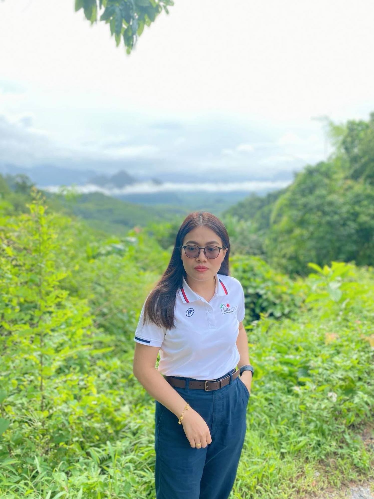 Flora Khaosok *